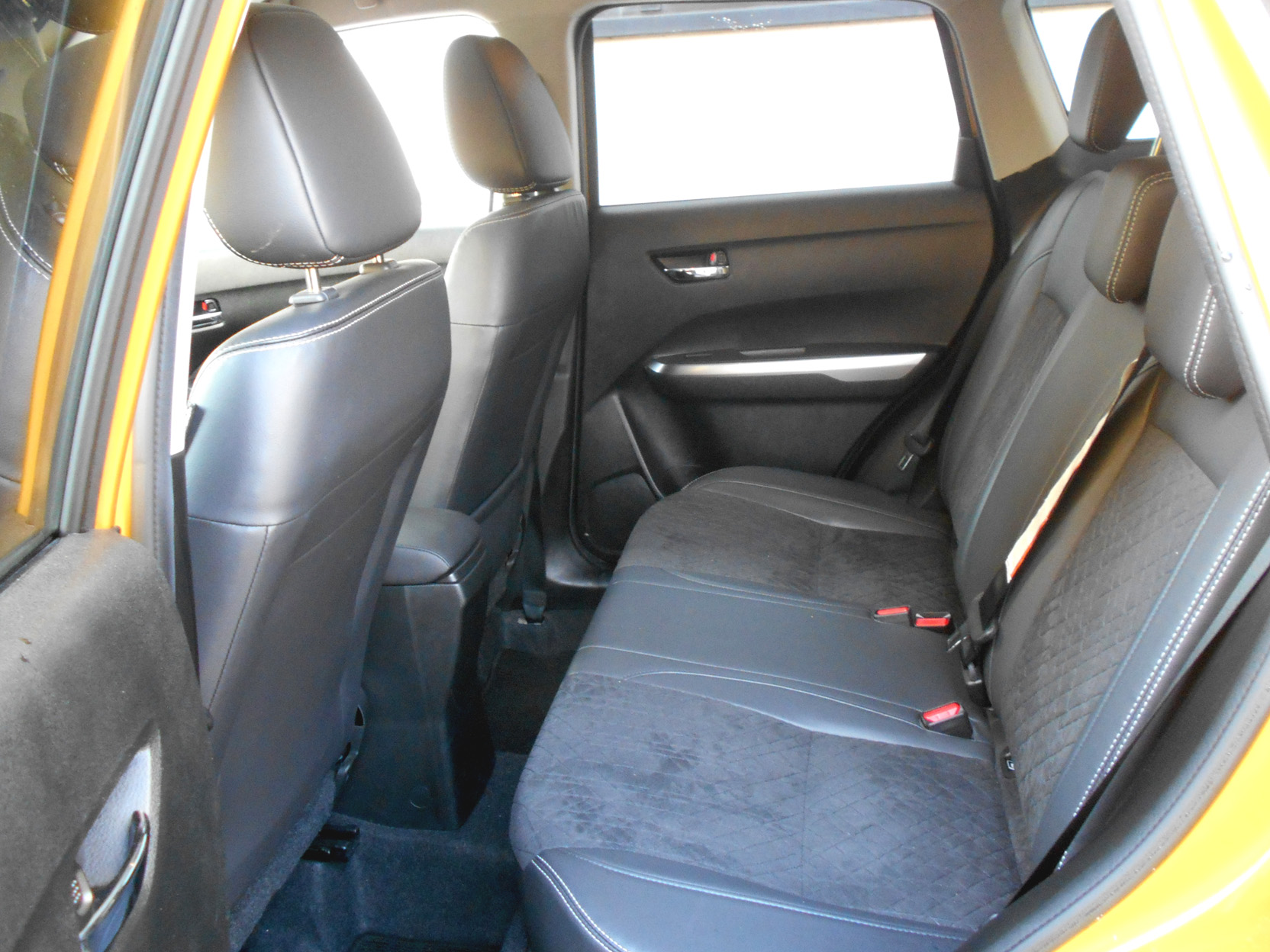 Suzuki Vitara Hyb giallo GM801AF provv4