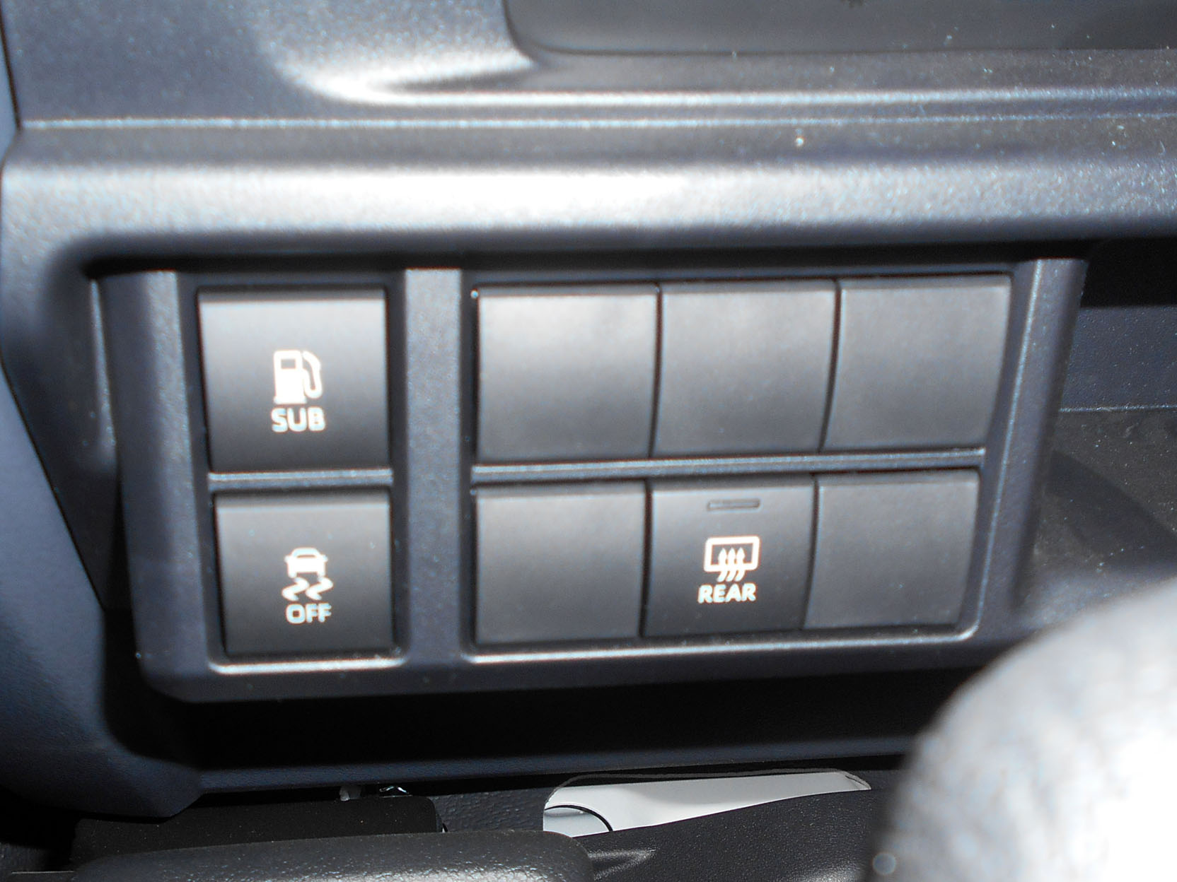 Toyota Landcruiser GRJ78 bianco MY25 foto3aaaa