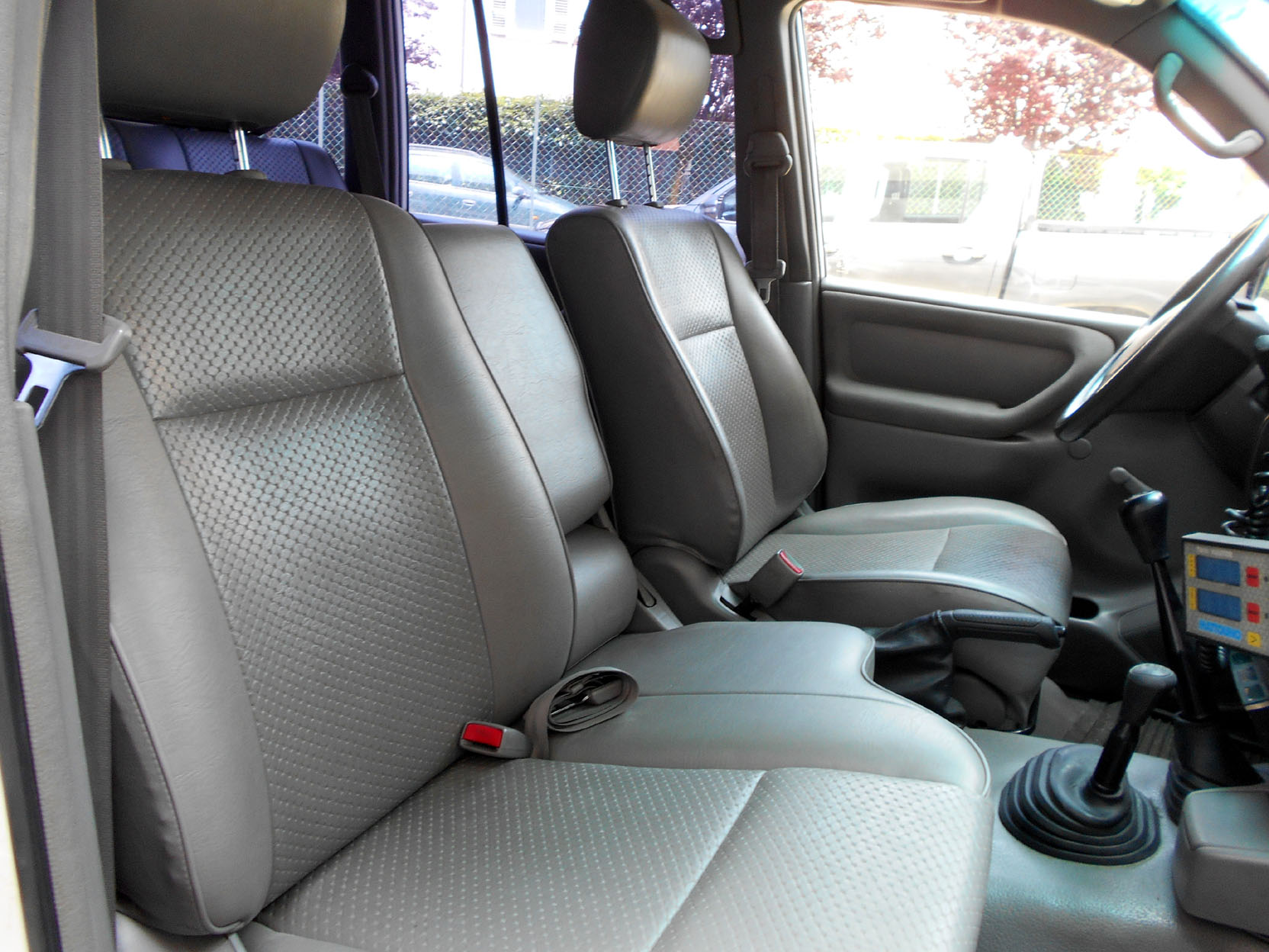 Toyota Landcruiser HZJ105 Piero foto3a